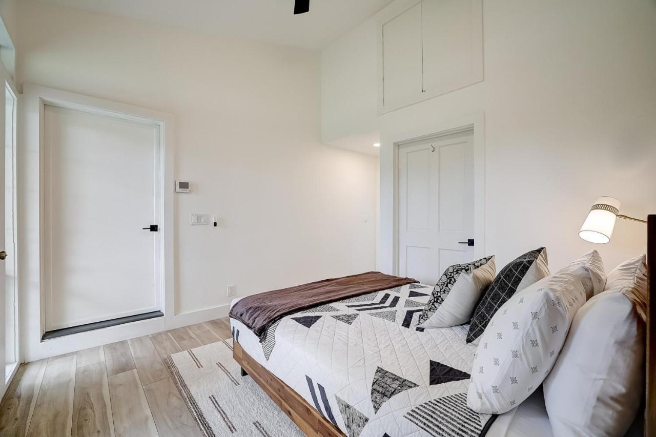 Dunlap Oasis Spacious 5Br 12Mi To Dt أوستن المظهر الخارجي الصورة